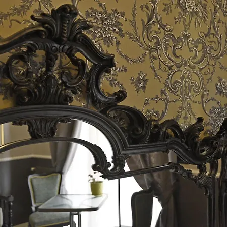 Barocco Al Centro Bed & Breakfast